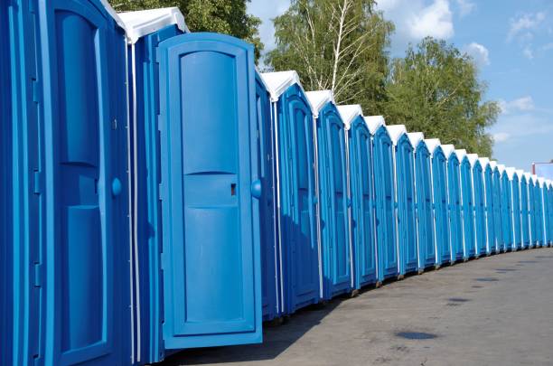 Best Porta potty delivery and setup  in Avenal, CA